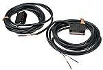 Fotocélula rectangular Omron, Sistema Barrera de Luz, alcance 10 m, salida PNP, Cable de 3 hilos de 2 m., IP67