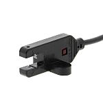 FotocélulaForma de T Omron, Sistema Barrera de Luz, alcance 5 mm, salida PNP, Cable libre