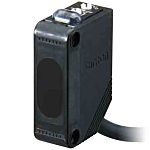 Fotocélula rectangular Omron, Sistema Difuso, alcance 1.000 mm, salida PNP, Cable de 2 m