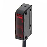 Fotocélula rectangular Omron Reflectivo limitado, alcance 60 mm, salida PNP, Cable libre
